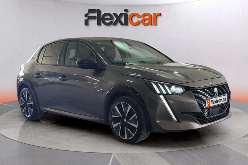 Gris Usado 2020 Peugeot 208 GT Utilitario | 14.790 € (Caro) - Imagen 1/4