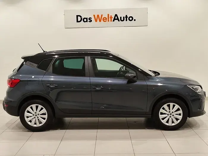 Usado Seat Arona Style 115 CV (84 kW) 2025 Gris SUV