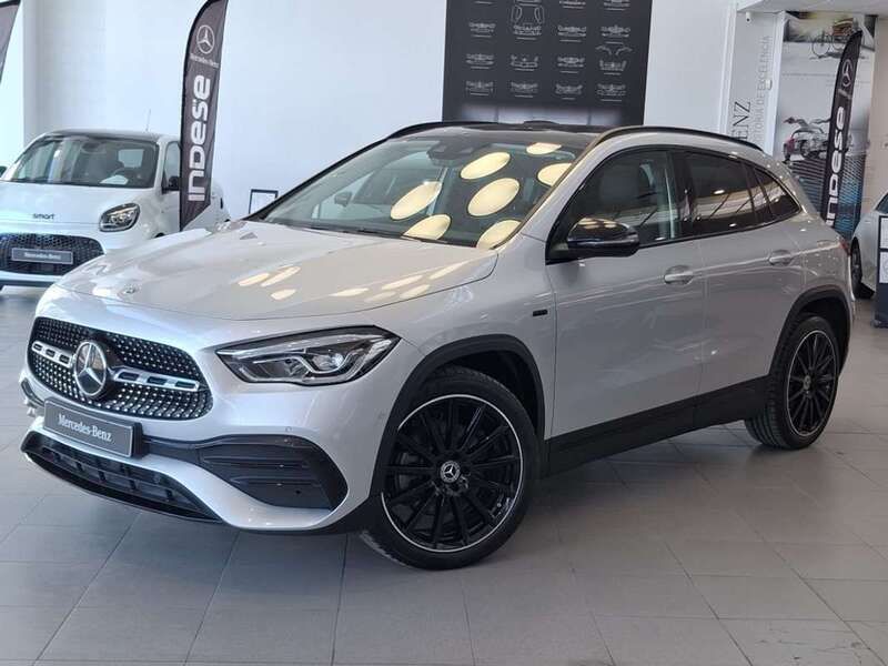 Gris / plata Usado 2020 Mercedes GLA250 SUV | 38.500 € - Imagen 1/4