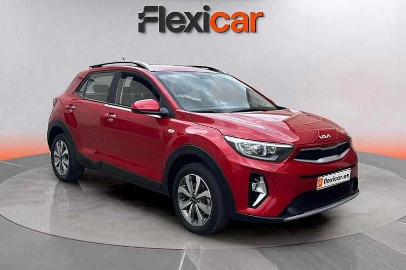 Rojo Usado 2023 Kia Stonic SUV | 13.990 € (Buen precio) - Imagen 1/4