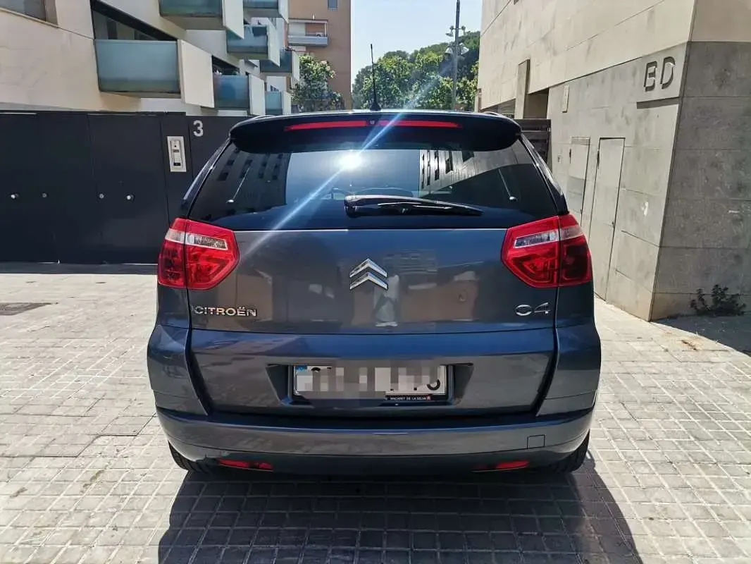 Usado Citroën C4 Picasso Exclusive 109 CV (80 kW) 2008 Gris Monovolumen