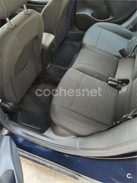 Usado Opel Astra Business 110 CV (80 kW) 2018 Negro Berlina