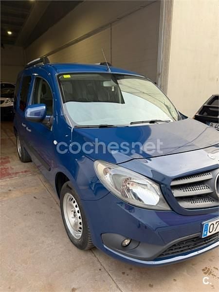 Usado Mercedes Citan 108 75 CV (55 kW) 2015 Azul Familiar