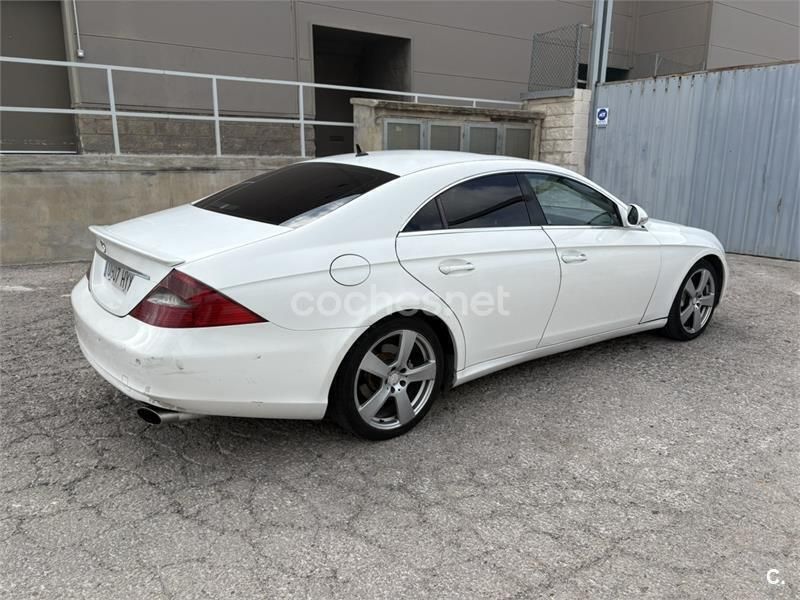 Blanco Usado 2007 Mercedes CLS320 Berlina | 7500 € (Super precio) - Imagen 1/4