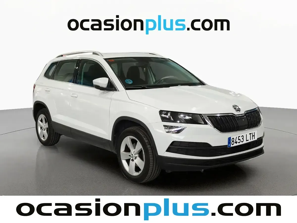 Usado Skoda Karoq Ambition 150 CV (110 kW) 2021 Blanco SUV