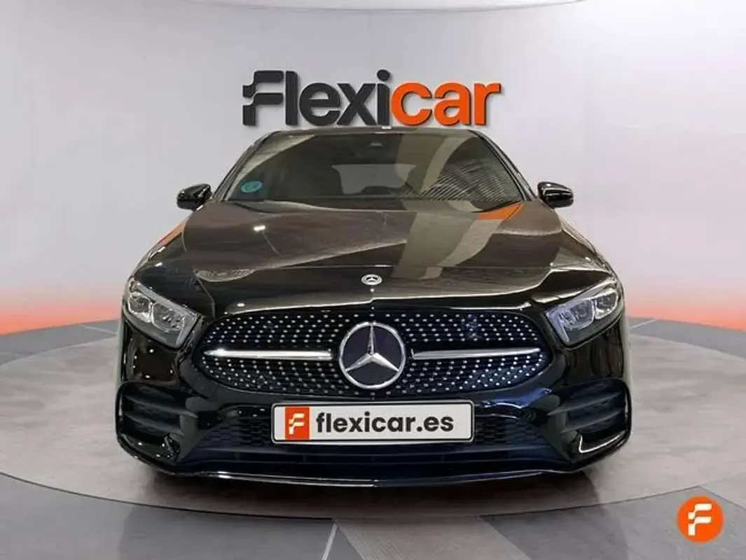 Usado Mercedes A200 150 CV (110 kW) 2022 Negro Berlina