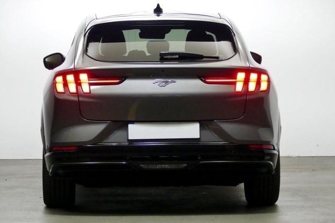 Usado Ford Mustang Mach-E Premium 216 kW (294 CV) 2023 SUV