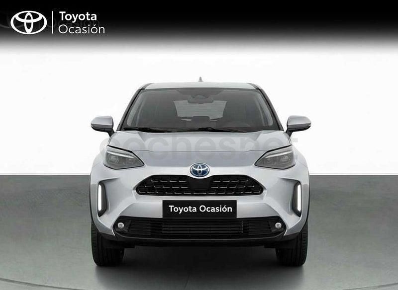 Usado Toyota Yaris Cross Style 116 CV (85 kW) 2021 Gris SUV