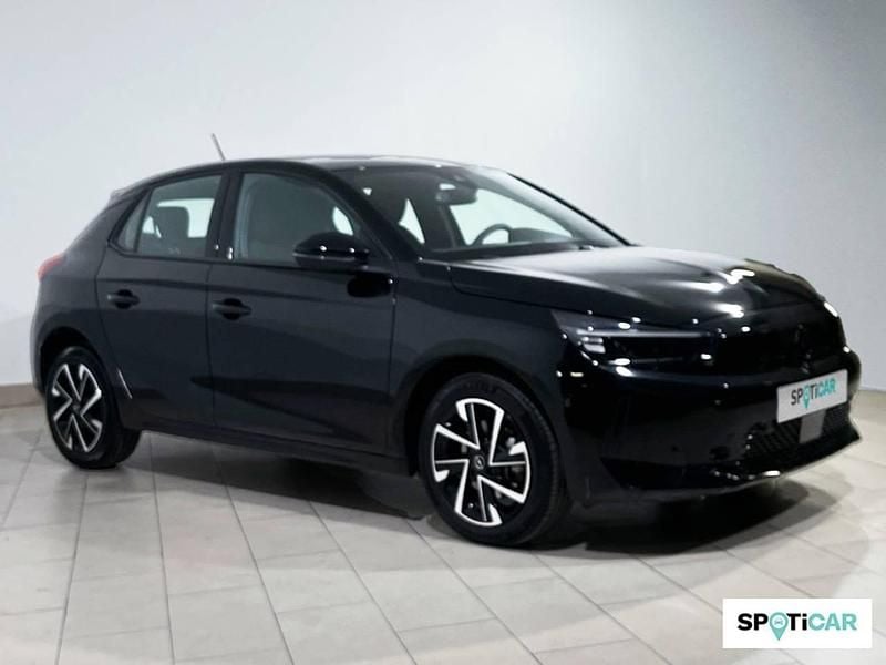 Usado Opel Corsa 100 HP (73 kW) 2025 Preto Citadino