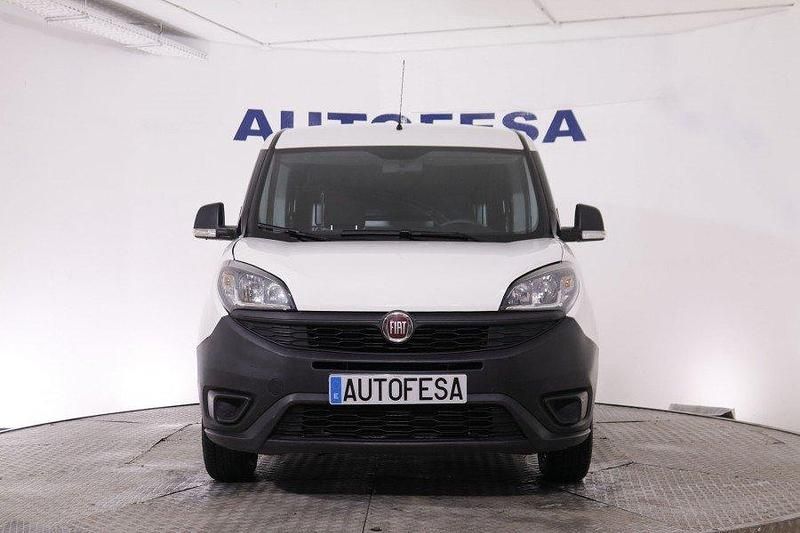 Usado Fiat Doblò 95 HP (69 kW) 2021 Branco Monovolume