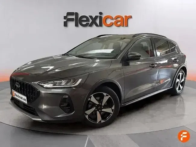 Usado Ford Focus Active 155 CV (114 kW) 2024 Gris Berlina