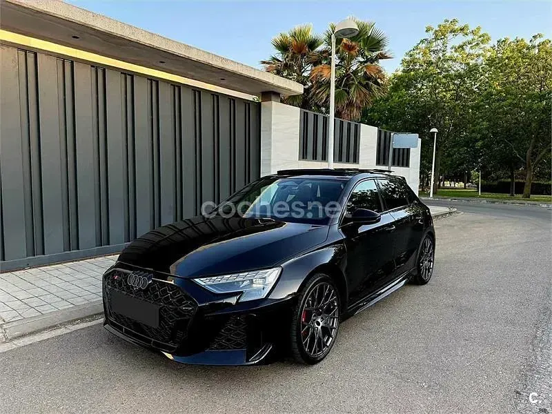 Usado Audi RS3 400 CV (294 kW) 2026 Negro Berlina