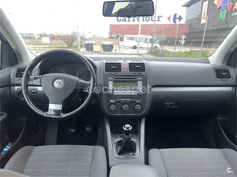 Usado VW Golf V Conceptline 75 CV (55 kW) 2007 Negro Berlina