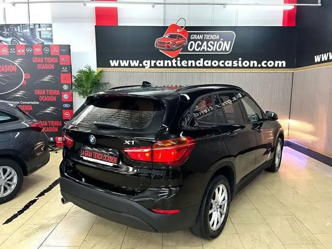 Usado BMW X1 150 CV (110 kW) 2016 Negro SUV