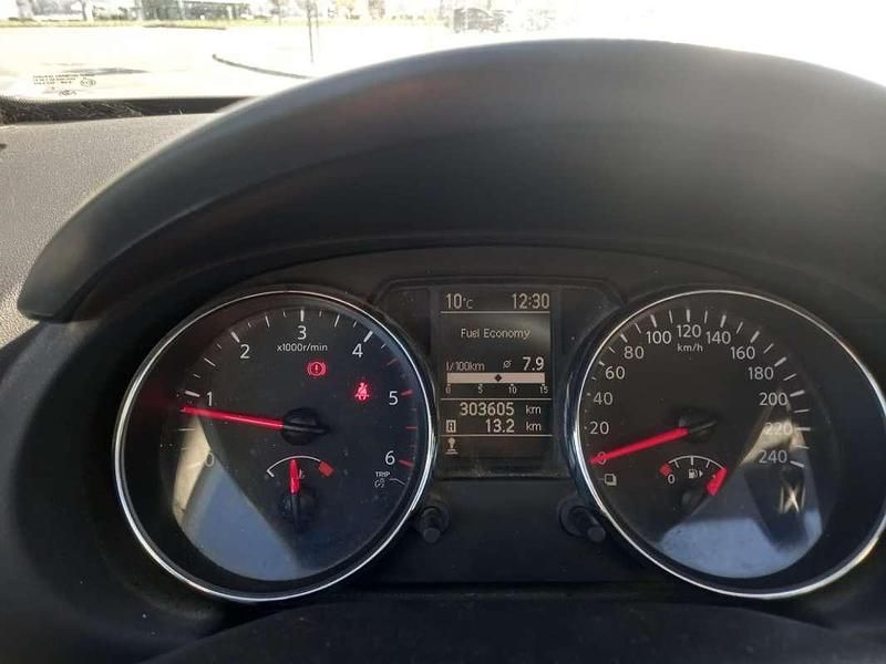 Usado Nissan Qashqai Premium Edition 131 CV (96 kW) 2012 Blanco SUV