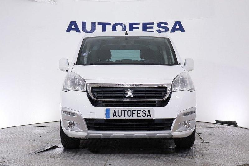 Usado Peugeot Partner Tepee Style 110 CV (80 kW) 2016 Blanco Monovolumen