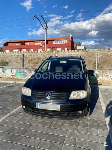 Usado VW Touran Edition 105 CV (77 kW) 2006 Negro Monovolumen