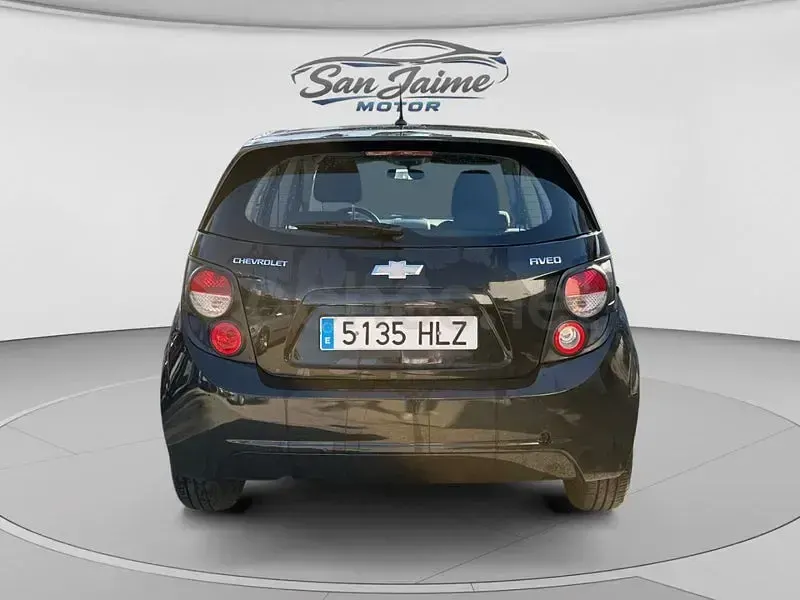 Usado Chevrolet Aveo LS 86 CV (63 kW) 2012 Negro Berlina