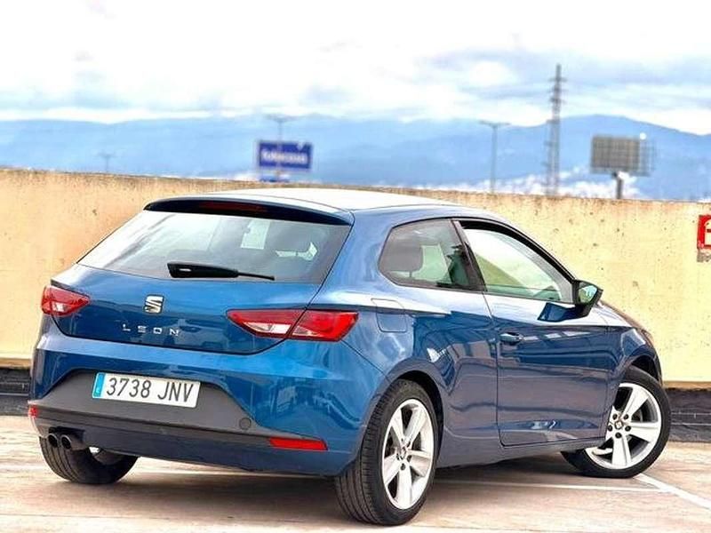 Usado Seat Leon SC FR 150 CV (110 kW) 2016 Azul Utilitario