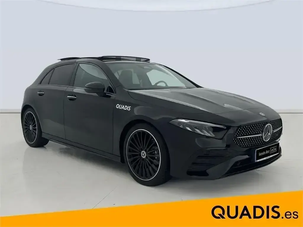 Nuevo Mercedes A200 150 CV (110 kW) 2026 Negro Berlina