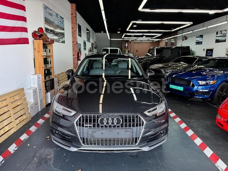 Usado Audi A4 Allroad 245 CV (180 kW) 2019 Gris / plata Familiar