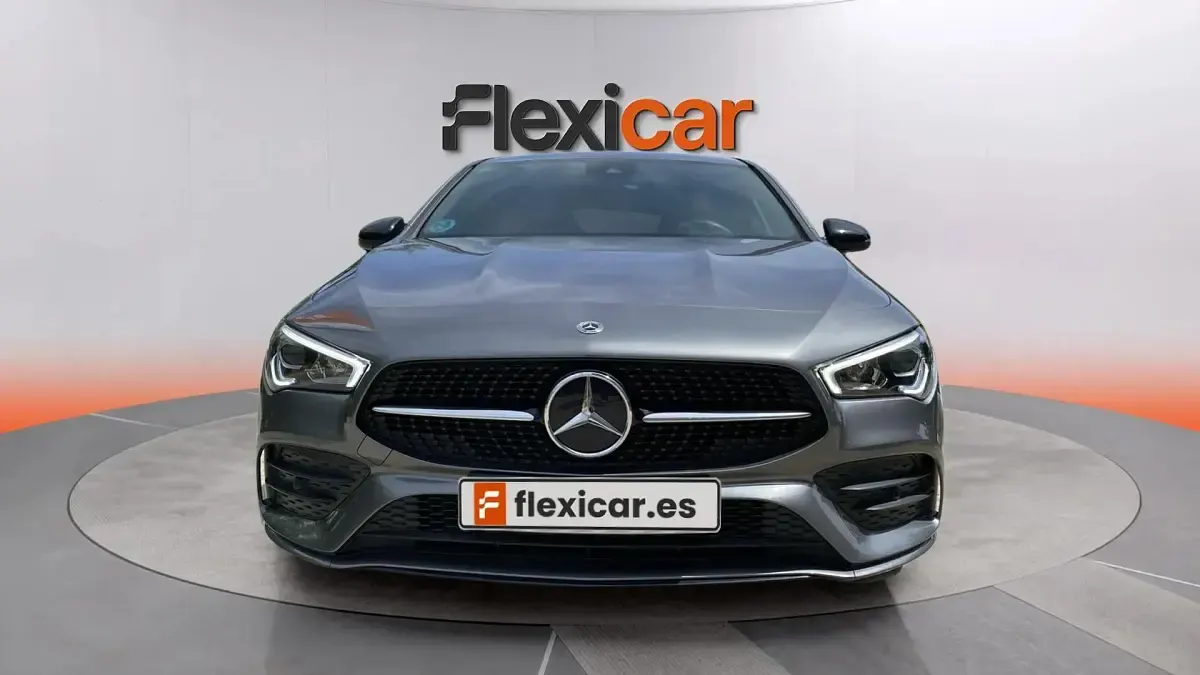 Usado Mercedes CLA200 Shooting Brake 150 CV (110 kW) 2021 Gris Familiar