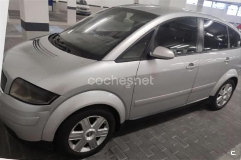 Gris / plata Usado 2001 Audi A2 Utilitario | 3799 € (Super precio) - Imagen 1/4