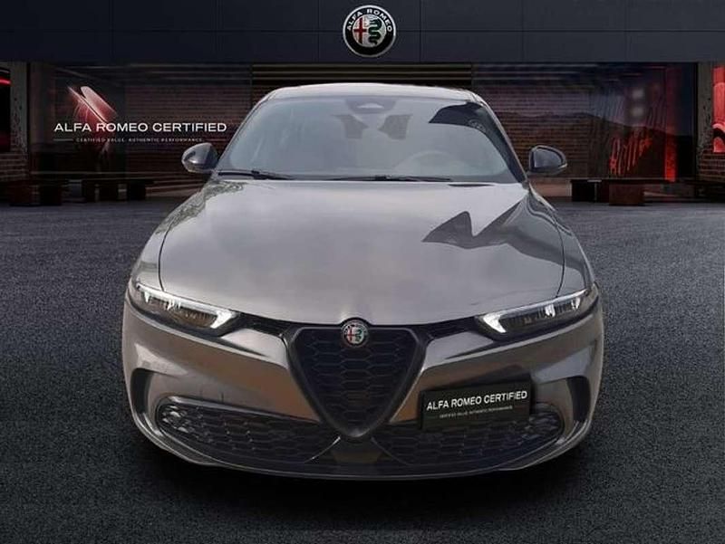 Usado Alfa Romeo Tonale Sprint 131 CV (96 kW) 2023 Gris SUV