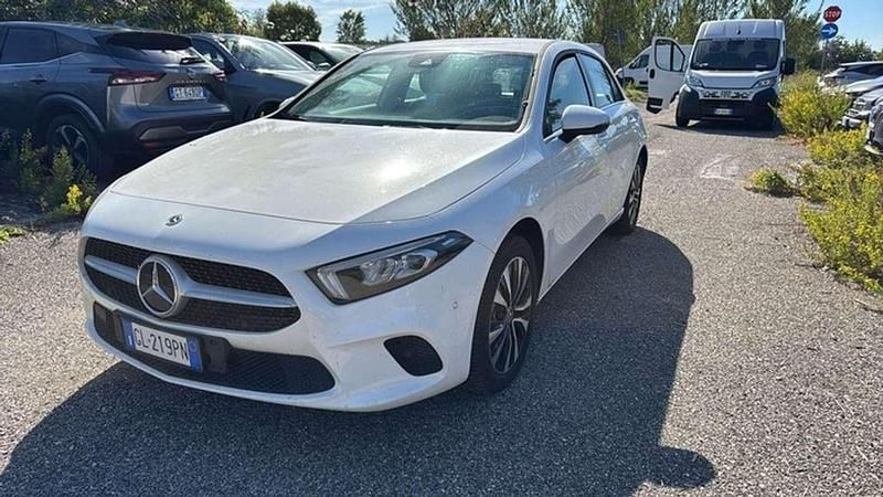 Blanco Usado 2022 Mercedes A250 Berlina | 22.364 € (Super precio) - Imagen 1/2