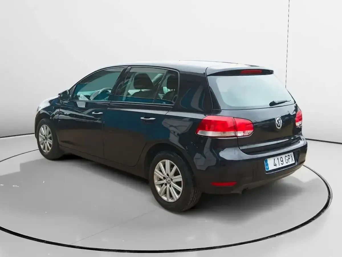 Usado VW Golf VI Advance 105 CV (77 kW) 2009 Negro