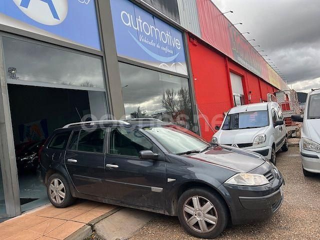 Negro Usado 2005 Renault Mégane GrandTour Authentique Familiar | 2999 € (Caro) - Imagen 1/4