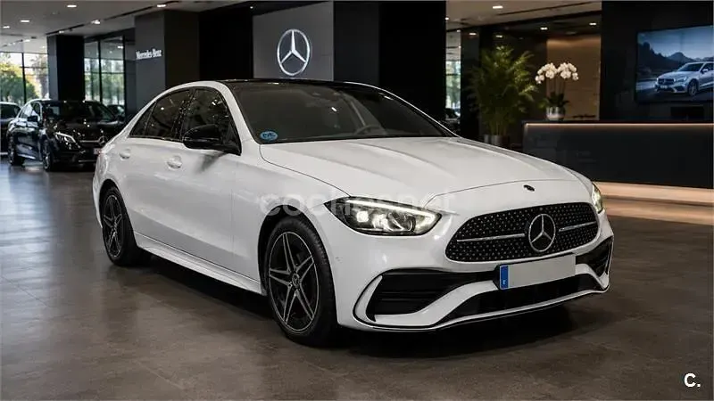 Usado Mercedes C300e 313 CV (230 kW) 2024 Blanco Berlina