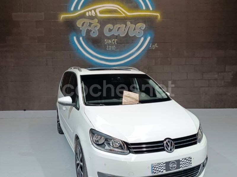 Blanco Usado 2015 VW Touran Advance Monovolumen | 11.590 € (Buen precio) - Imagen 1/4