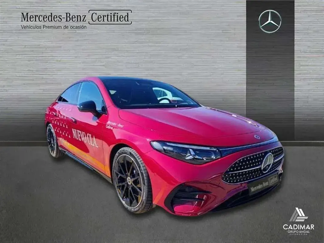 Nuevo Mercedes CLA180 136 CV (100 kW) 2026 Gris Berlina