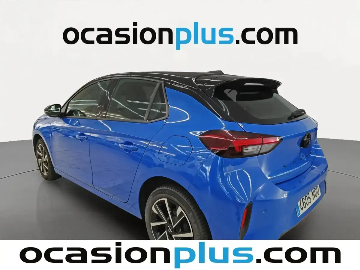 Usado Opel Corsa 100 CV (73 kW) 2025 Azul Utilitario