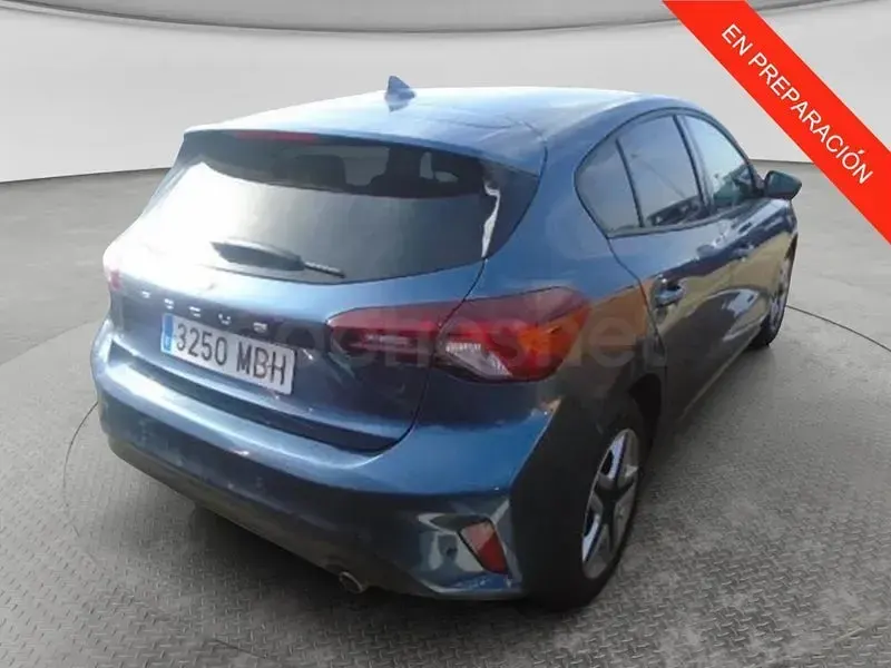 Usado Ford Focus Trend 120 CV (88 kW) 2022 Azul Berlina