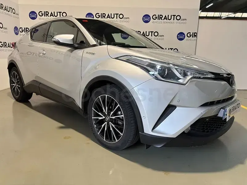 Usado Toyota C-HR Advance 122 CV (89 kW) 2017 Gris / plata SUV