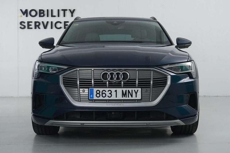 Usado Audi e-tron Advanced 300 kW (408 CV) 2019 Azul SUV