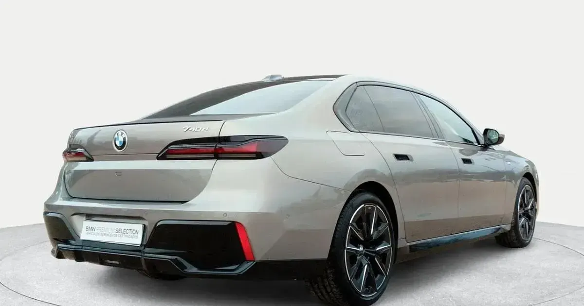Usado BMW 740 299 CV (219 kW) 2025 Berlina