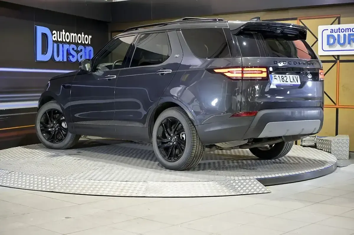 Begagnad Land Rover Discovery 5 HSE Luxury 310 HK (228 kW) 2020 Grå SUV