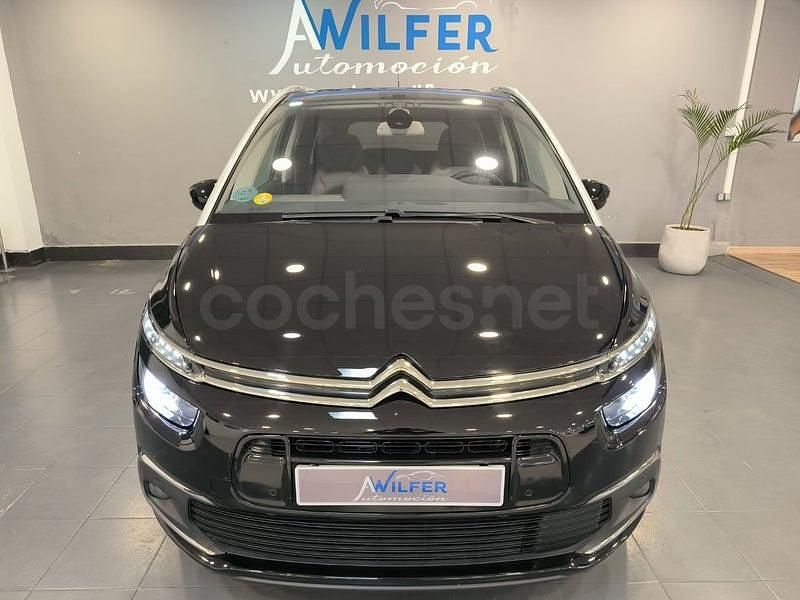 Usado Citroën Grand C4 Picasso Shine 120 CV (88 kW) 2017 Negro Monovolumen