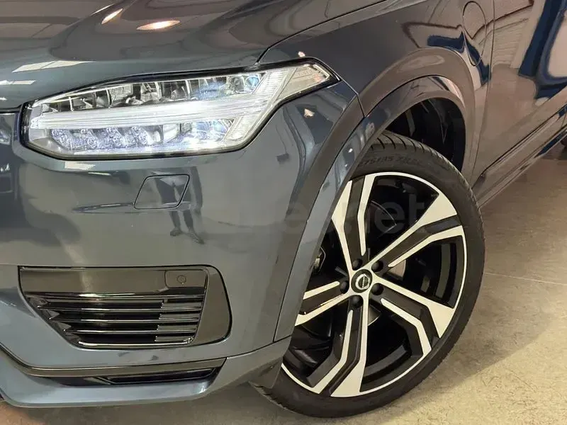 Usado Volvo XC90 R-Design 390 CV (286 kW) 2021 Azul SUV