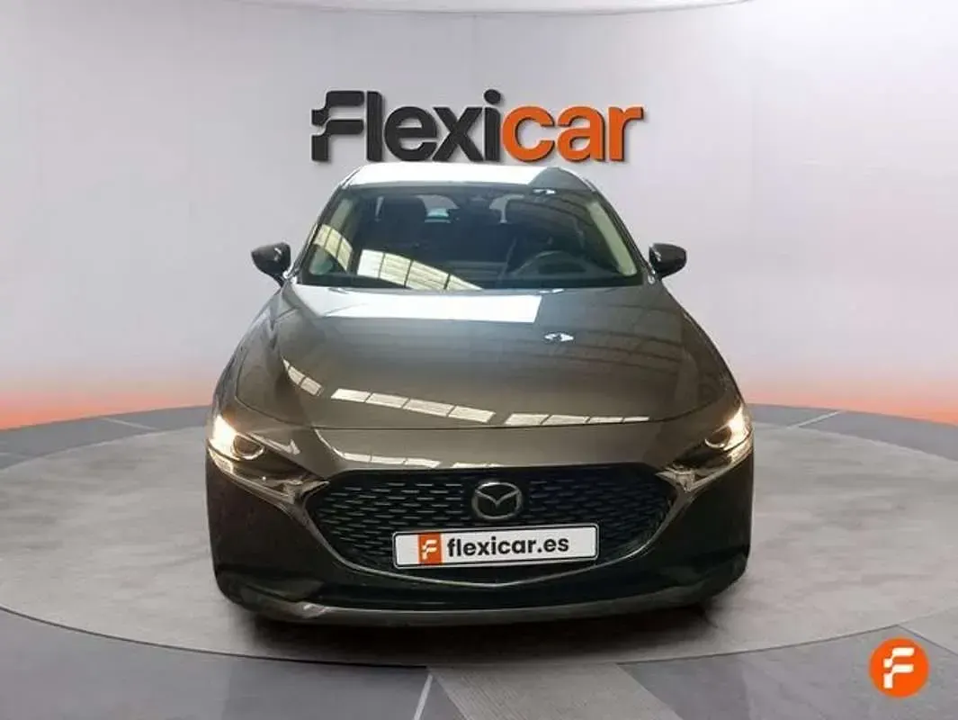 Usado Mazda 3 122 CV (89 kW) 2022 Negro Berlina