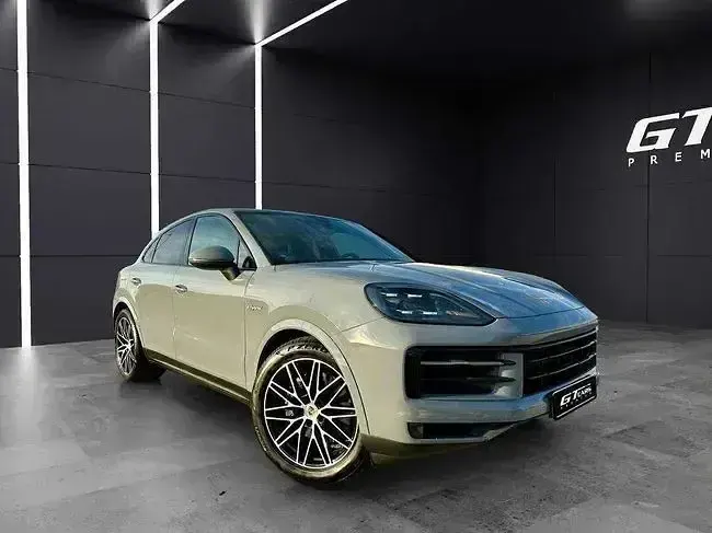 Usado Porsche Cayenne E-Hybrid Coupe 470 CV (345 kW) 2024 Gris SUV