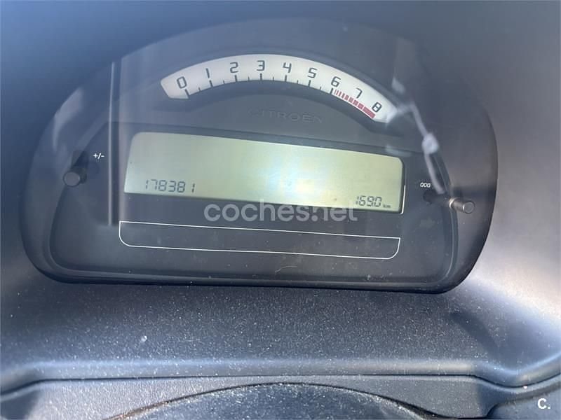 Usado Citroën C3 Furio 61 HP (44 kW) 2008 Preto Sedan