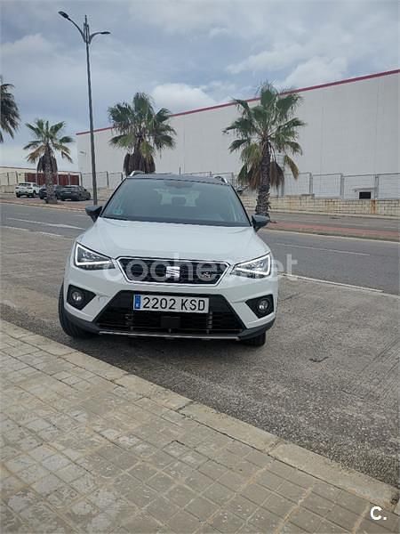 Usado Seat Arona Ecomotive 115 CV (84 kW) 2018 Blanco SUV