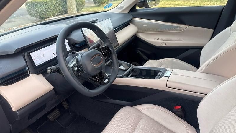 Usado Lynk & Co 08 350 CV (257 kW) 2025 Amarillo SUV