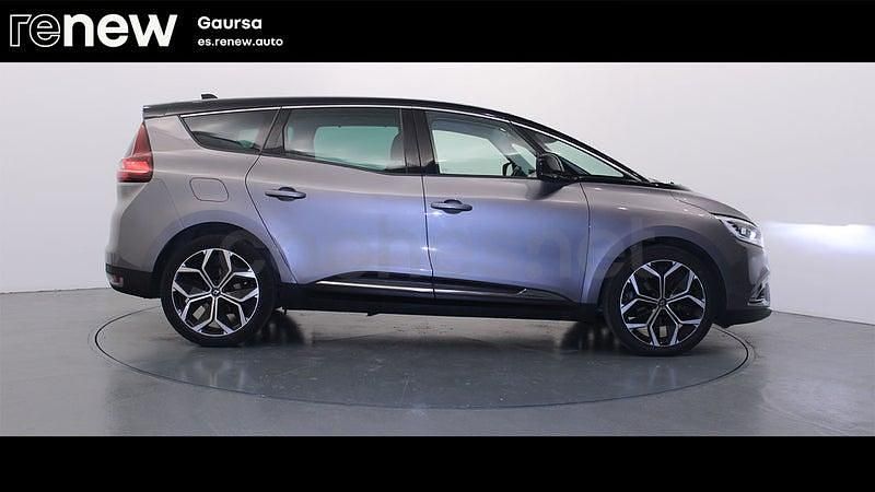 Usado Renault Grand Scénic IV Zen 140 CV (102 kW) 2022 Gris / plata Monovolumen