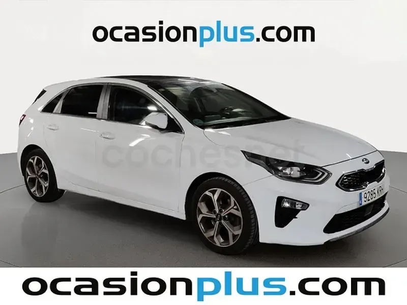 Usado Kia Ceed Launch Edition 120 CV (88 kW) 2018 Blanco Utilitario
