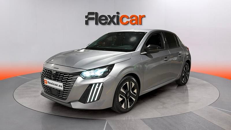 Usado Peugeot 208 Allure 101 CV (74 kW) 2025 Gris Utilitario